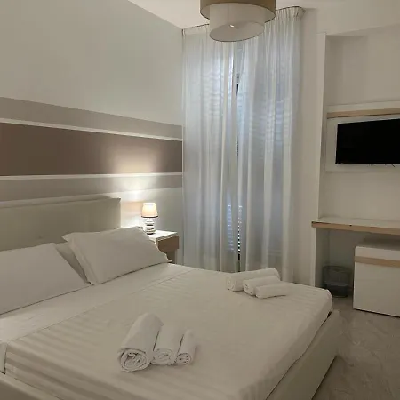 Hotel Hotiday 3*