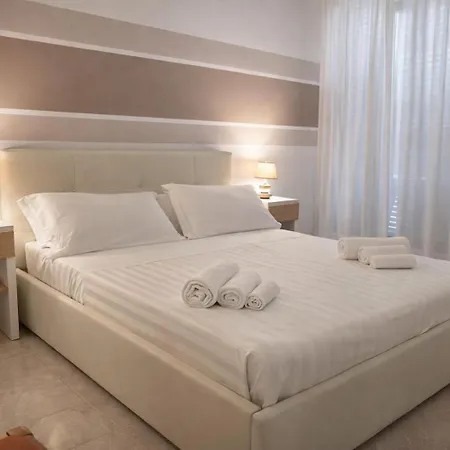 Hotiday Hotel 3*